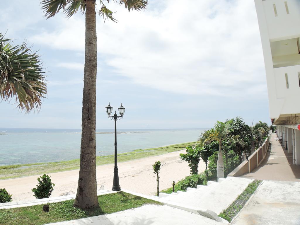 Morimar Resort Hotel Yomitan Esterno foto