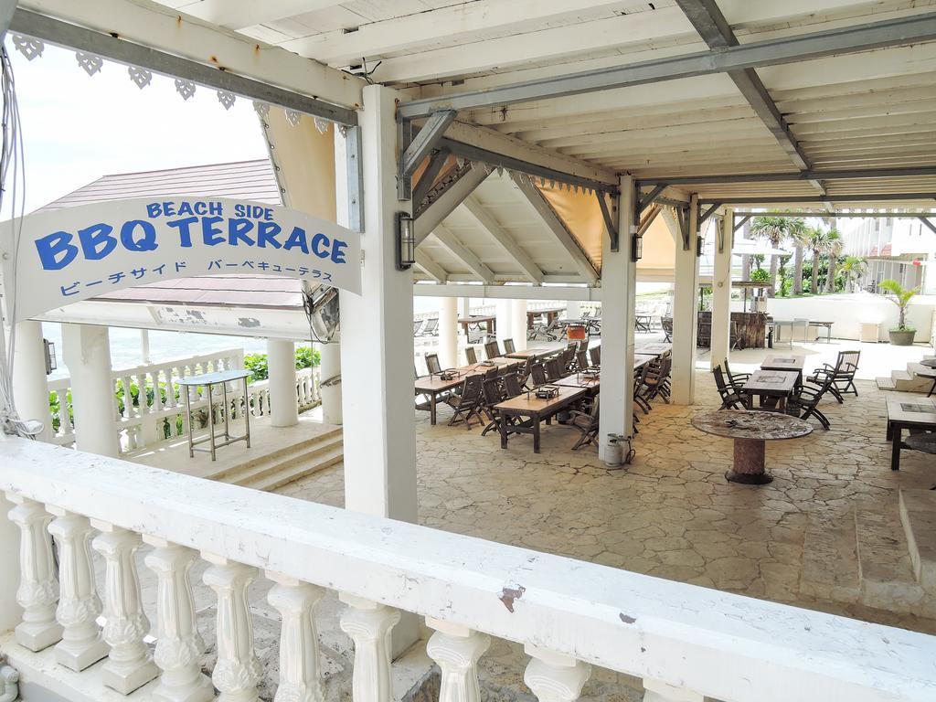 Morimar Resort Hotel Yomitan Esterno foto