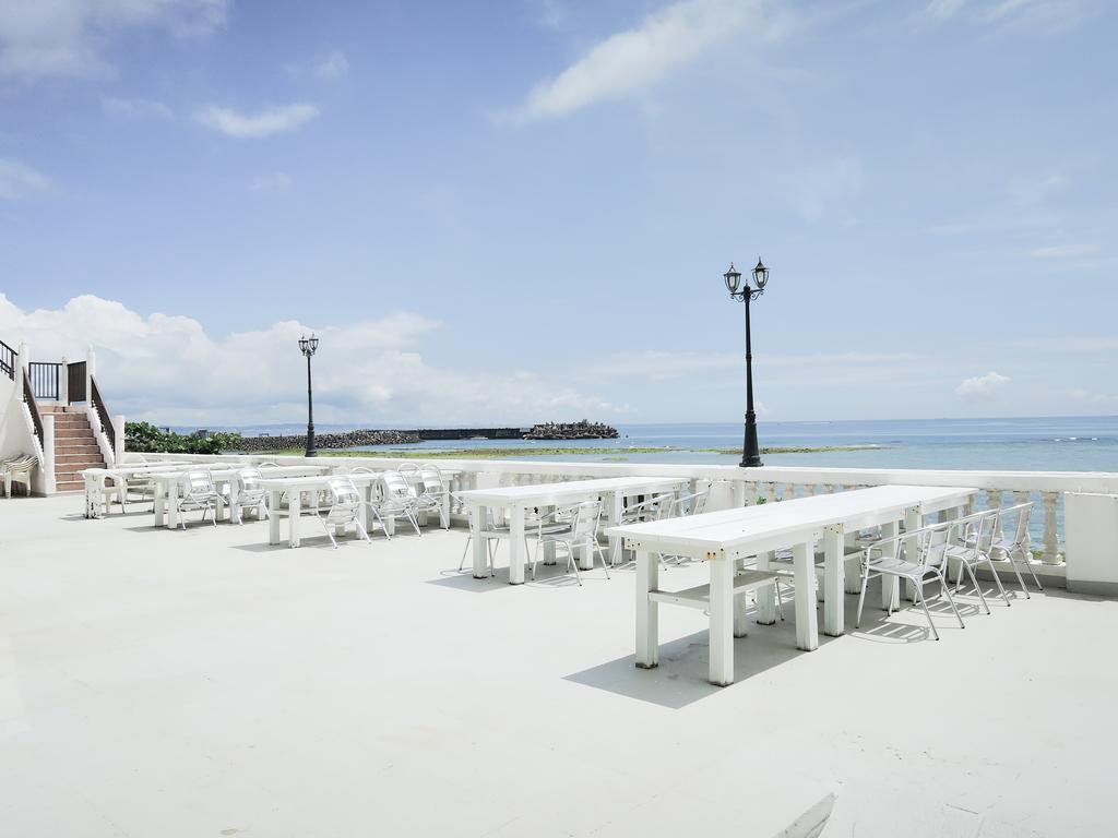 Morimar Resort Hotel Yomitan Esterno foto